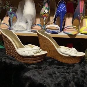 BCBGIRLS Bow Knot Wedge Mule Sandals Size 10